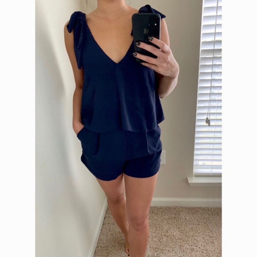 Navy blue bow romper, lightweight material